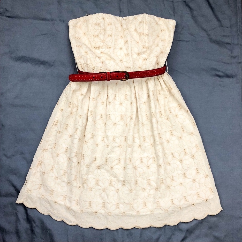 ⚡️Price Drop⚡️ Francesca’s eyelet strapless dress